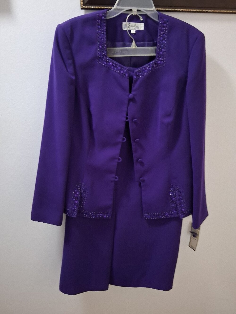 Women's purple suiting